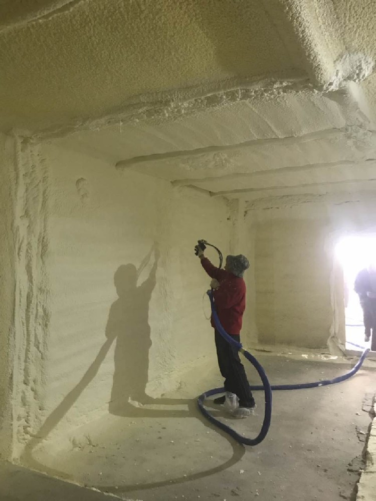 冷庫(kù)噴涂聚氨酯的有點(diǎn)